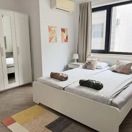 Urban Oasis Апартаменти Варна